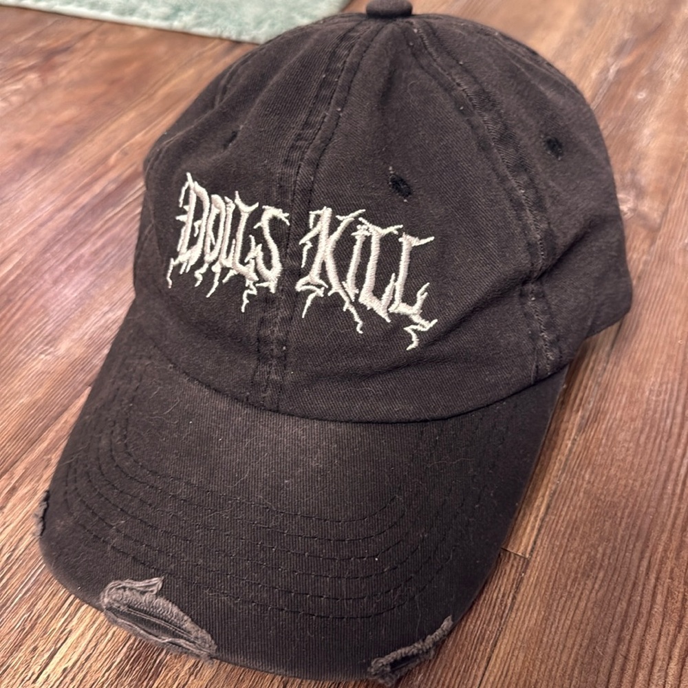 New dollskill embroidered distressed cap